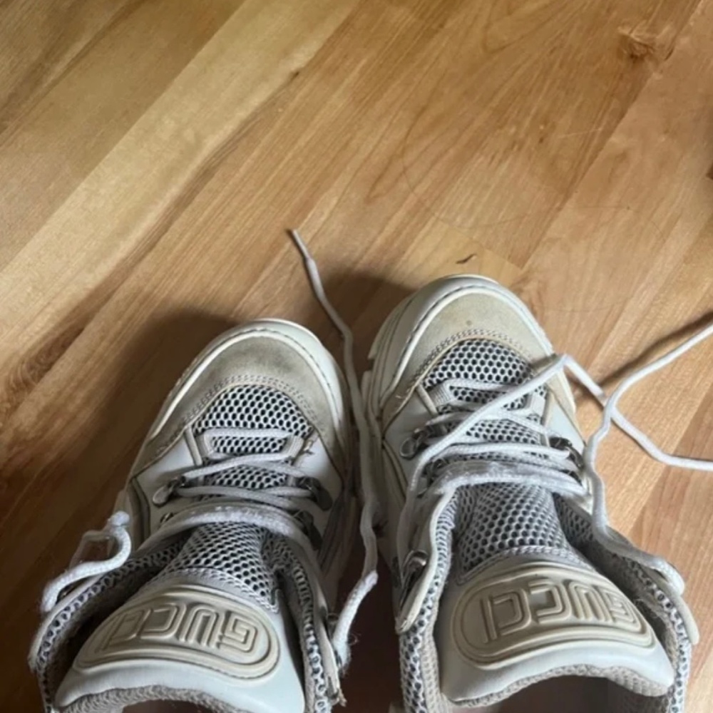 Gucci Sneakers View 3